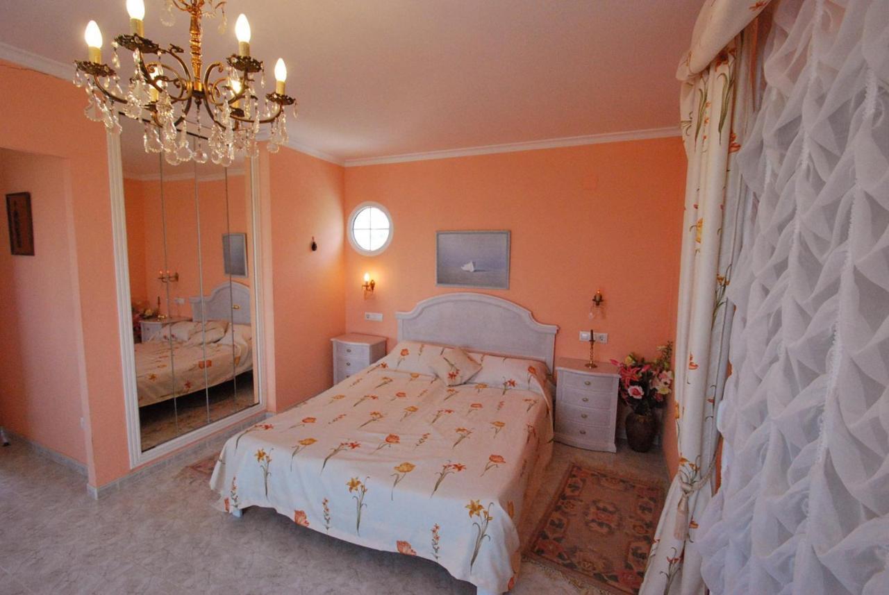 Villa Bugamvilla - Deniasol Dış mekan fotoğraf